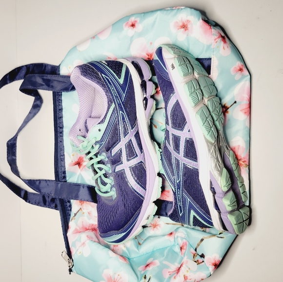 Womans Asics size 6.5 running walking & trail + bonus ! - Picture 7 of 8